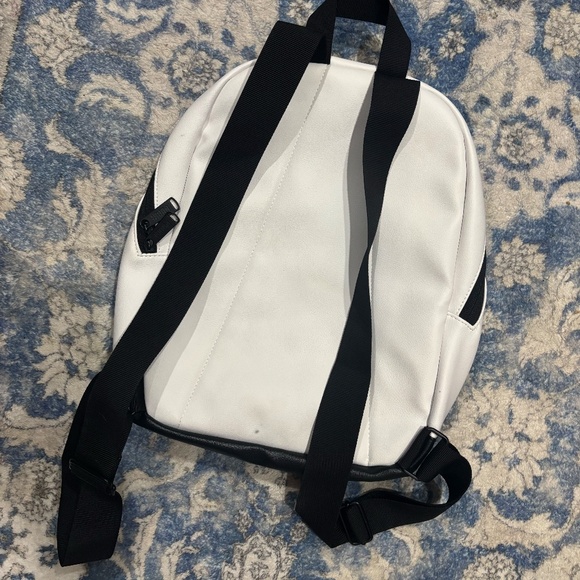Puma Everett Royale White Mini Backpack - Picture 9 of 9